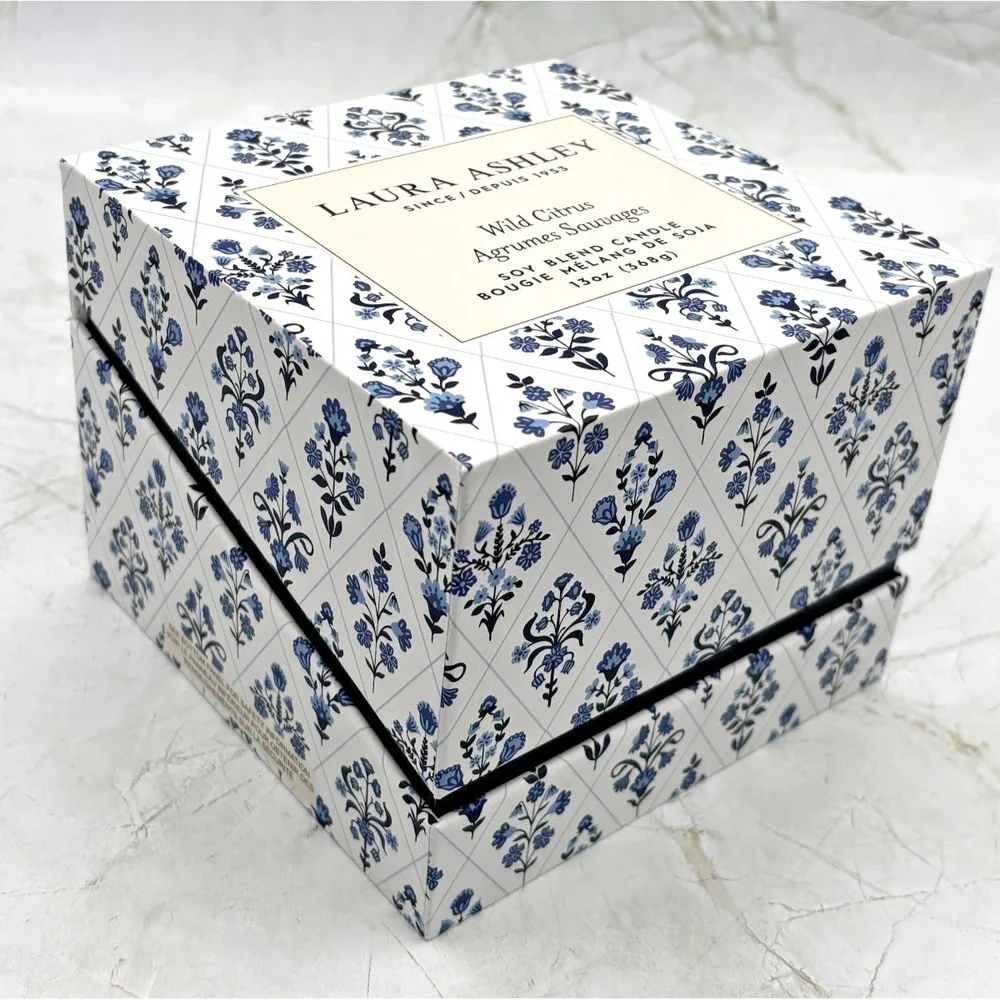 Laura‎ Ashley Wild Citrus Soy Blend Candle Two Wick 13oz Gift Box Blue Jar NIB
